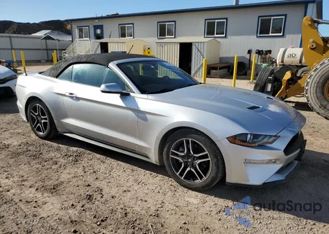 2018 Ford Mustang Ecoboost Premium из США, поврежденный, VIN 1FATP8UH7J5111615